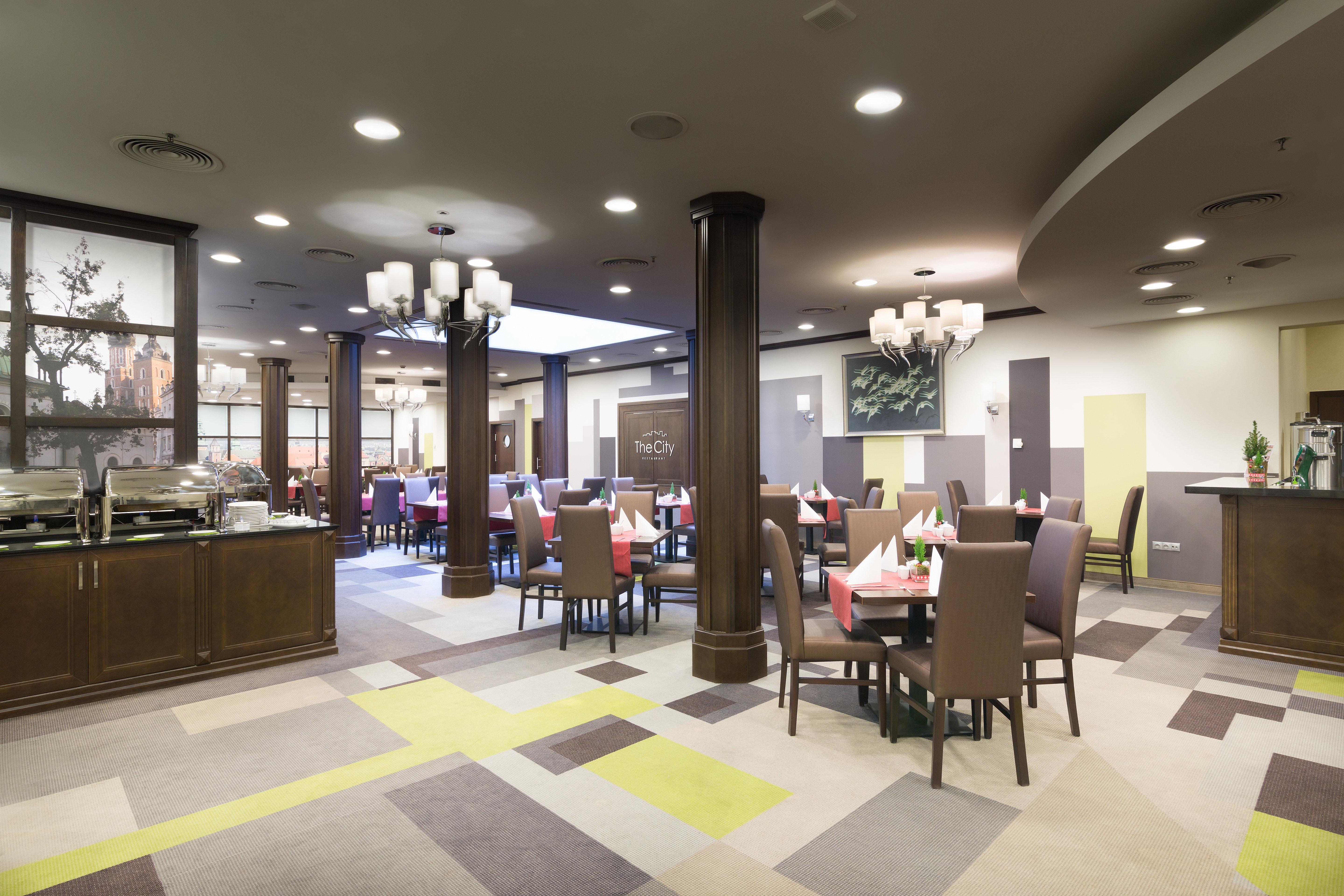 Centre By Ihg Hotell 5*