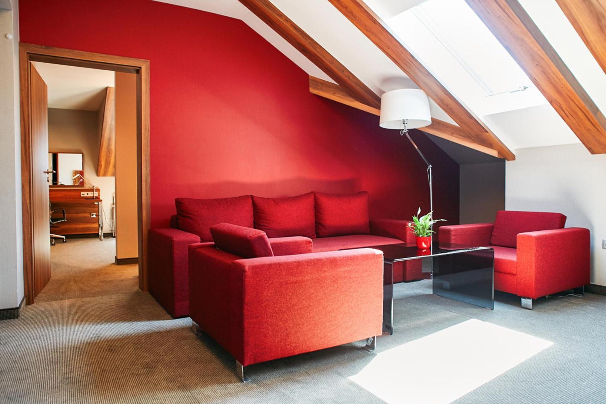 Centre By Ihg Hotell 5*